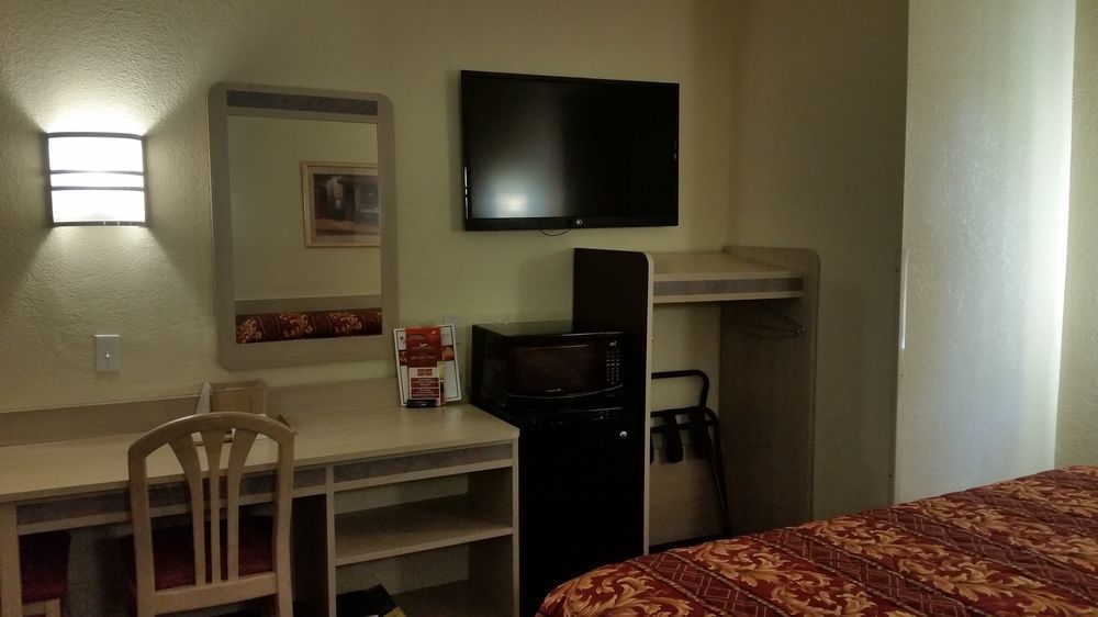 Motel 6 Humble, Tx - Houston International Airport Zewnętrze zdjęcie